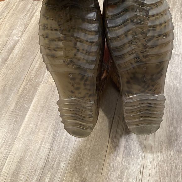 Stuart Weitzman Brown Snake Print rain Boots - Picture 6 of 15